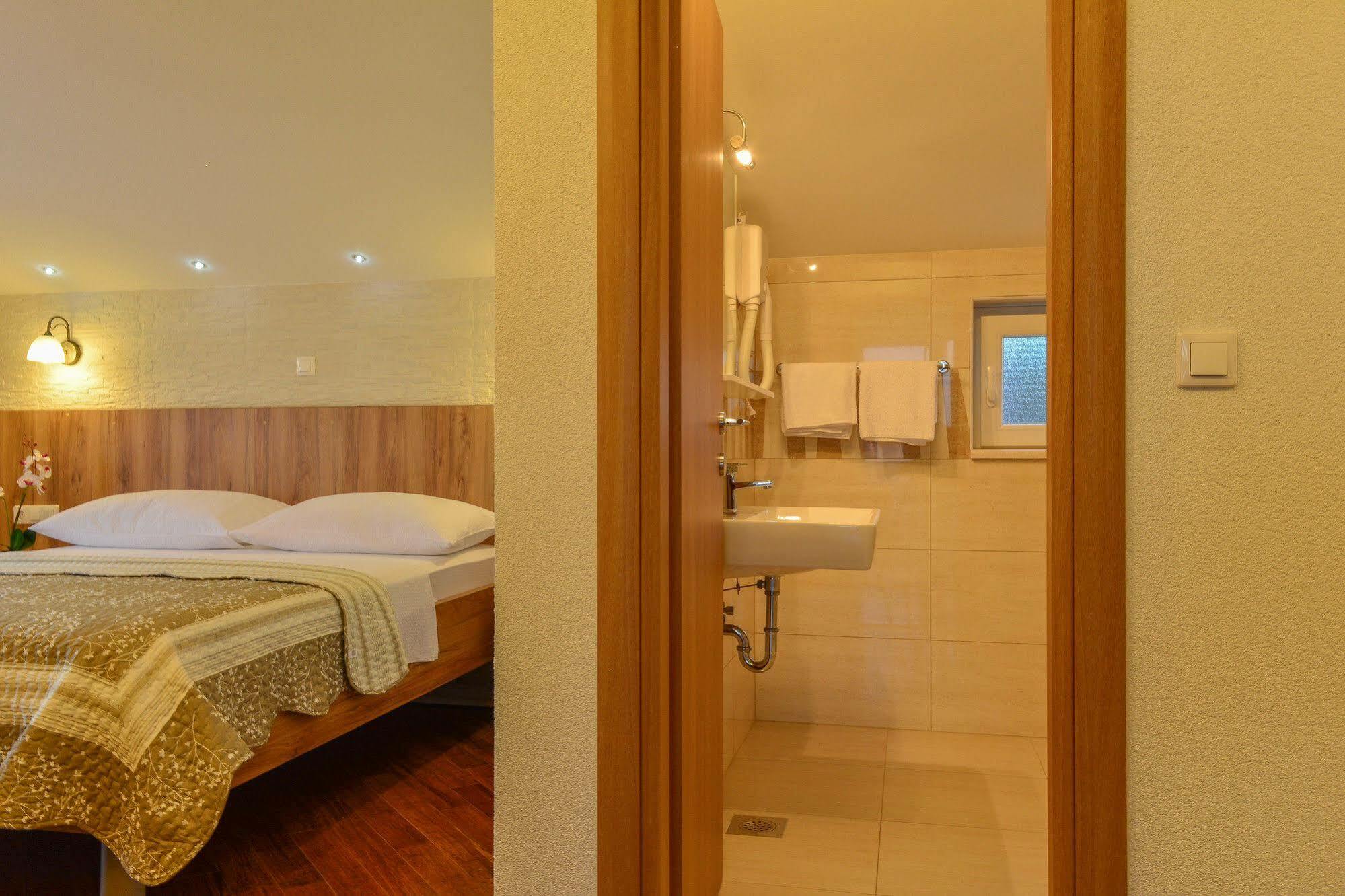 Luxury Apartments Villa Tea Trogir Exterior photo